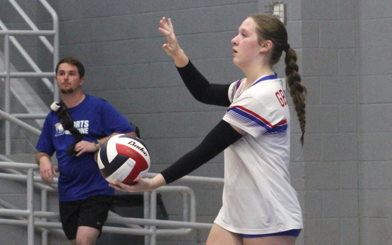 (ALEX HAVARDANKSY | THE GRAHAM LEADER) Collins Weil prepares to throw the ball up for a serve attempt Thursday, Oct. 2 against Brock. Weil put pressure on the Lady Eagles’ defense by consistently going for kill attempts throughout the match. 