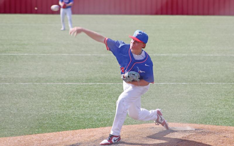 (ALEX HAVARDANSKY | THE GRAHAM LEADER) Case Etling up on the bump pitching for the Steers in the first inning Tuesday, April 22 against the Glen Rose Tigers. The pitching staff ran into some trouble early but they showed fight in the Steers 7-5 loss. 
