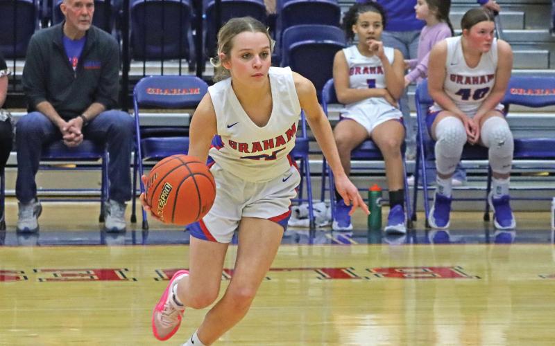 (LIAM BAILEY | THE GRAHAM LEADER) Bentleigh Martin moves down the court to make a play against Brock during the team’s rematch Tuesday, Jan. 29. The Lady Blues fought hard and improved from their previous matchup but ultimately fell 26-46.