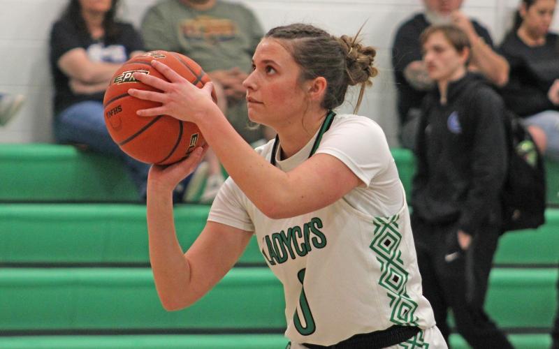 (ALEX HAVARDANSKY | THE GRAHAM LEADER) Kenzie King attempts a free throw in one of the Ladycats’ previous matchups. King will be a veteran leader for the Ladycats next season. 