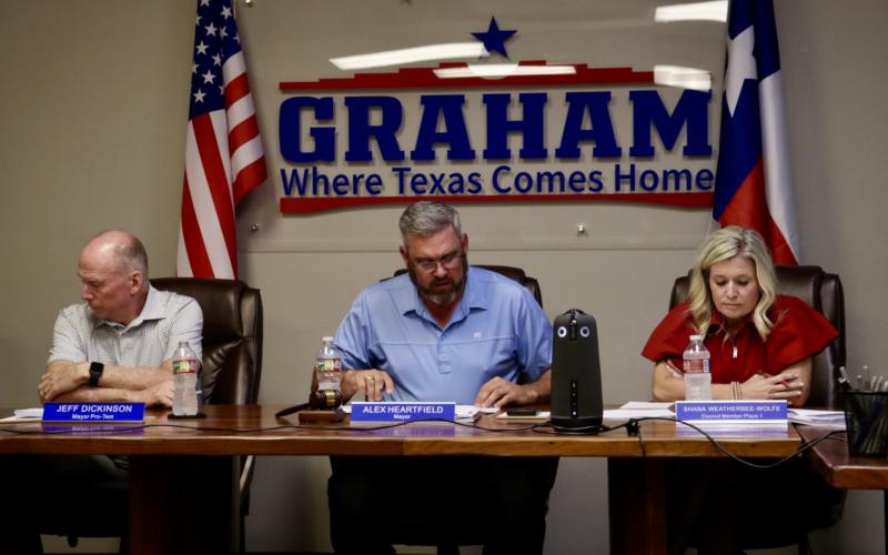 (THOMAS WALLNER | THE GRAHAM LEADER) Graham City Council members discuss how they want to move forward regarding a contract with the Humane Society of Young County during a special-called meeting Tuesday, Oct. 7. The council will consider a contract with changes from both parties at a future meeting.