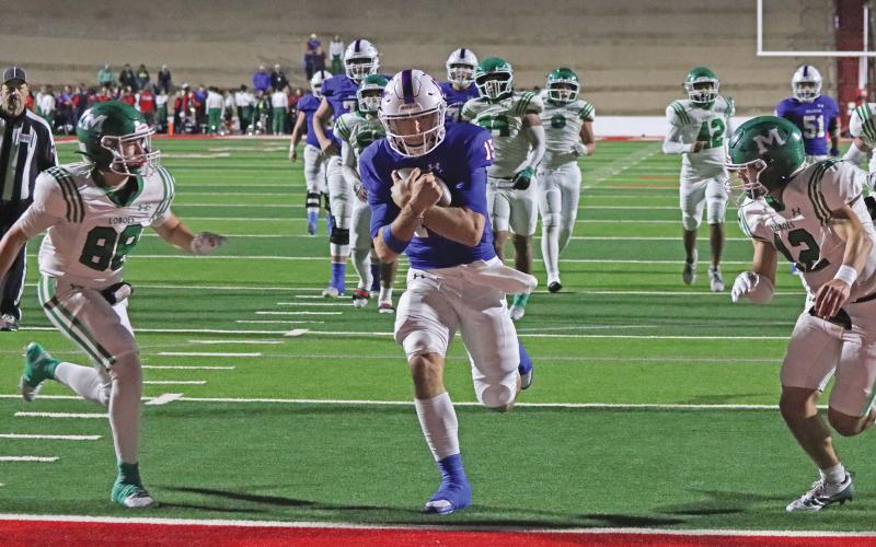(ARCHIVE PHOTO | THE GRAHAM LEADER) Graham quarterback Ty Thompson was a force to reckon with this season. He served as a leader on the field with four years of experience after starting as quarterback as a freshman. Despite the team falling in the Region 1-4A Division II final, Thompson's performance has been nothing short of exemplary for the program.