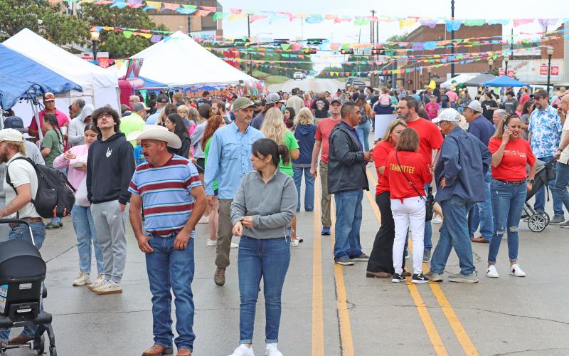 (ARCHIVE PHOTO | THE GRAHAM LEADER) A number of vendors were lined up on Fourth Street and Oak Street in Graham for the Festival de Cinco de Mayo de Graham event in 2024. Food, drink and other vendors will be available at the event when it returns Saturday, May 3.