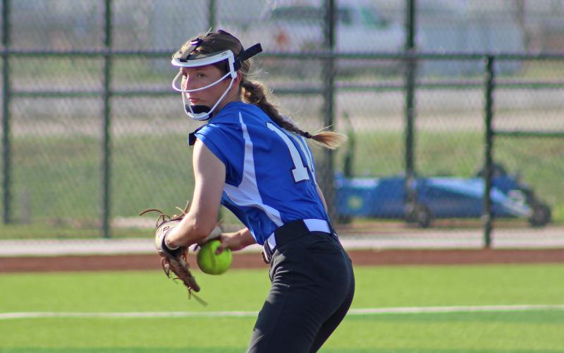 (ALEX HAVARDANSKY | THE GRAHAM LEADER) Tiffany Cotter fields a ball at shortstop Wednesday, June 18. Cotter is one of several veteran leaders returning to the team this season.
