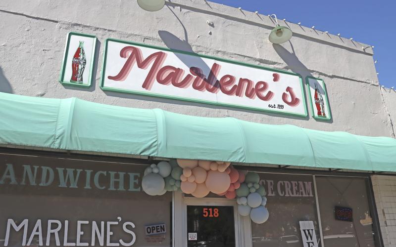 (TC GORDON | THE GRAHAM LEADER) Marlene’s at The Big Chill celebrated 25 years of business this past week. As one of the longest-tenured restaurants on Graham’s downtown square, the two-day celebration involved special lunches, desserts, giveaways and free cake and coffee.