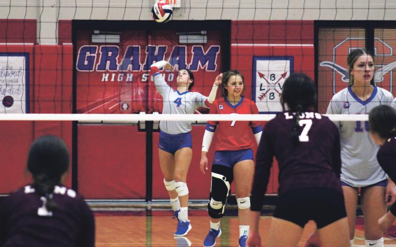 (MIKE WILLIAMS | THE GRAHAM LEADER) Server and setter Georgia Martin was named Second Team All-District by the District 6-4A coaches.