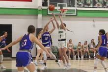 (ALEX HAVARDANSKY | THE GRAHAM LEADER) Kinzlee Sweat shoots a midrange jumpshot Tuesday, Dec. 2 against Gorman. Sweat scored six points on midrange jumpers in the Ladycats’ 48-25 loss to the Lady Panthers.
